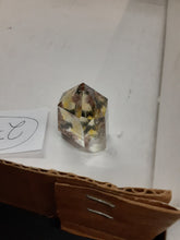 Crystal.oddity(27)12/1